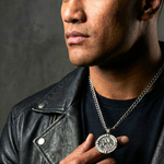 Load image into Gallery viewer, Silver 1913 Full Sovereign Pendant Necklace with CZ