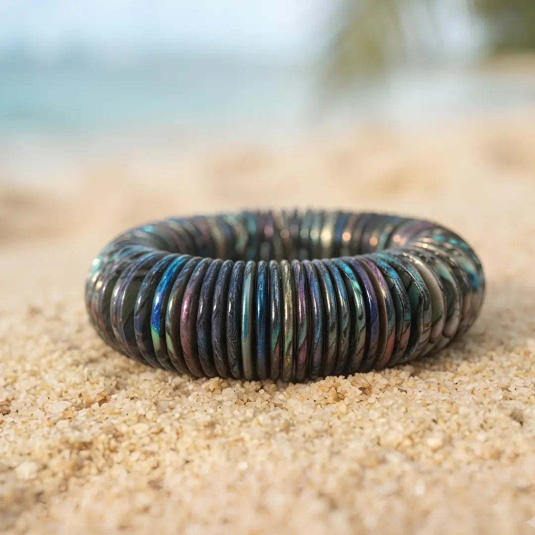 Multicolored Mother of Pearl Stretch Bracelet (25mm) – Vibrant Pearlescent Shell Statement Cuff