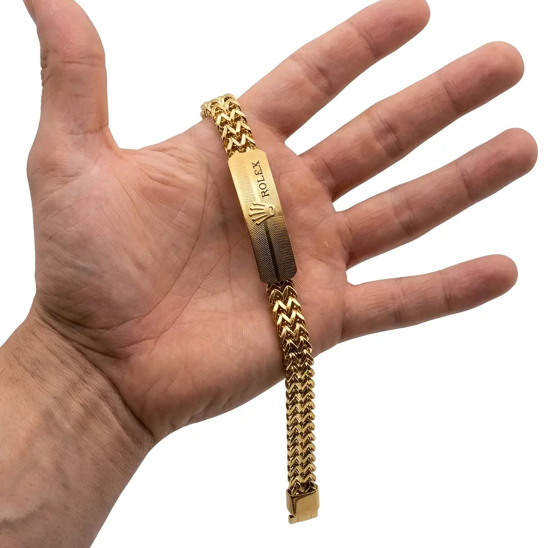 18K Gold Stainless Steel Luxury Bracelet (22cm) – Tarnish-Proof Statement Wristband with Slide Clasp