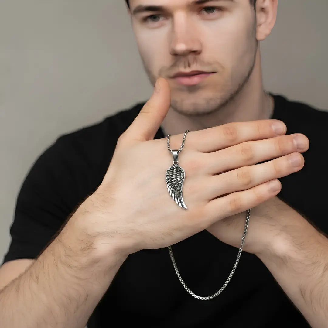 Stainless Steel Angel Wing Pendant Necklace (52cm) – Meaningful Feather Detail Statement Jewelry