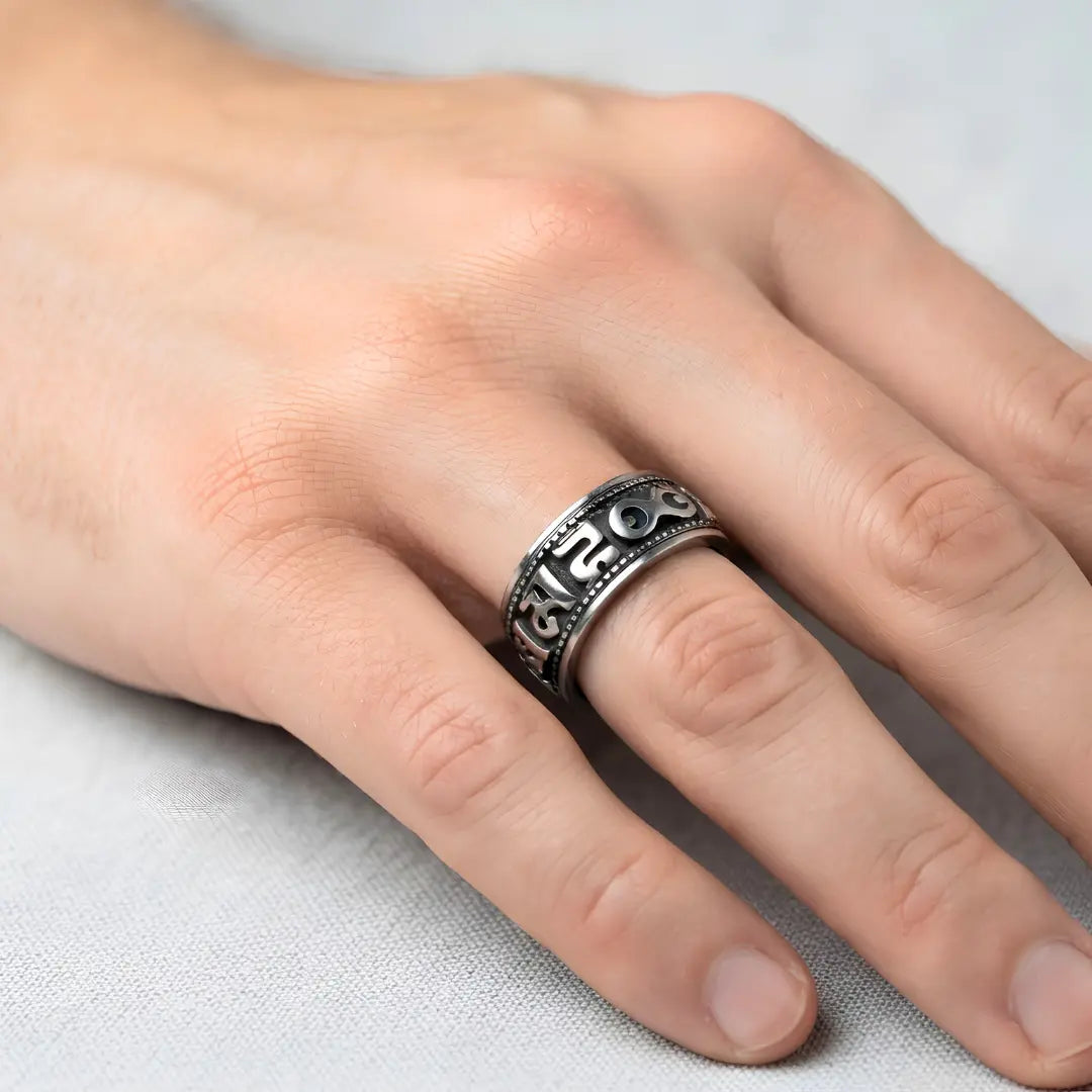 Tibetan Prayer Wheel Spinner Ring – Om Mani Padme Hum Mantra Ring | Tarnish Proof (US Sizes 8 & 10)
