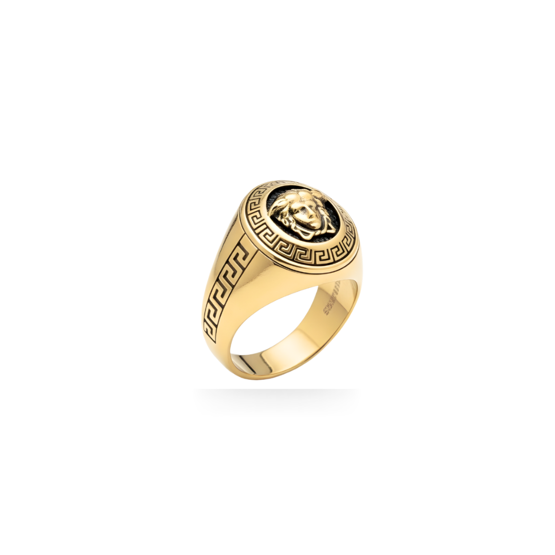 Gold Legendary Face Ring – Iconic Men’s Fashion Accessory