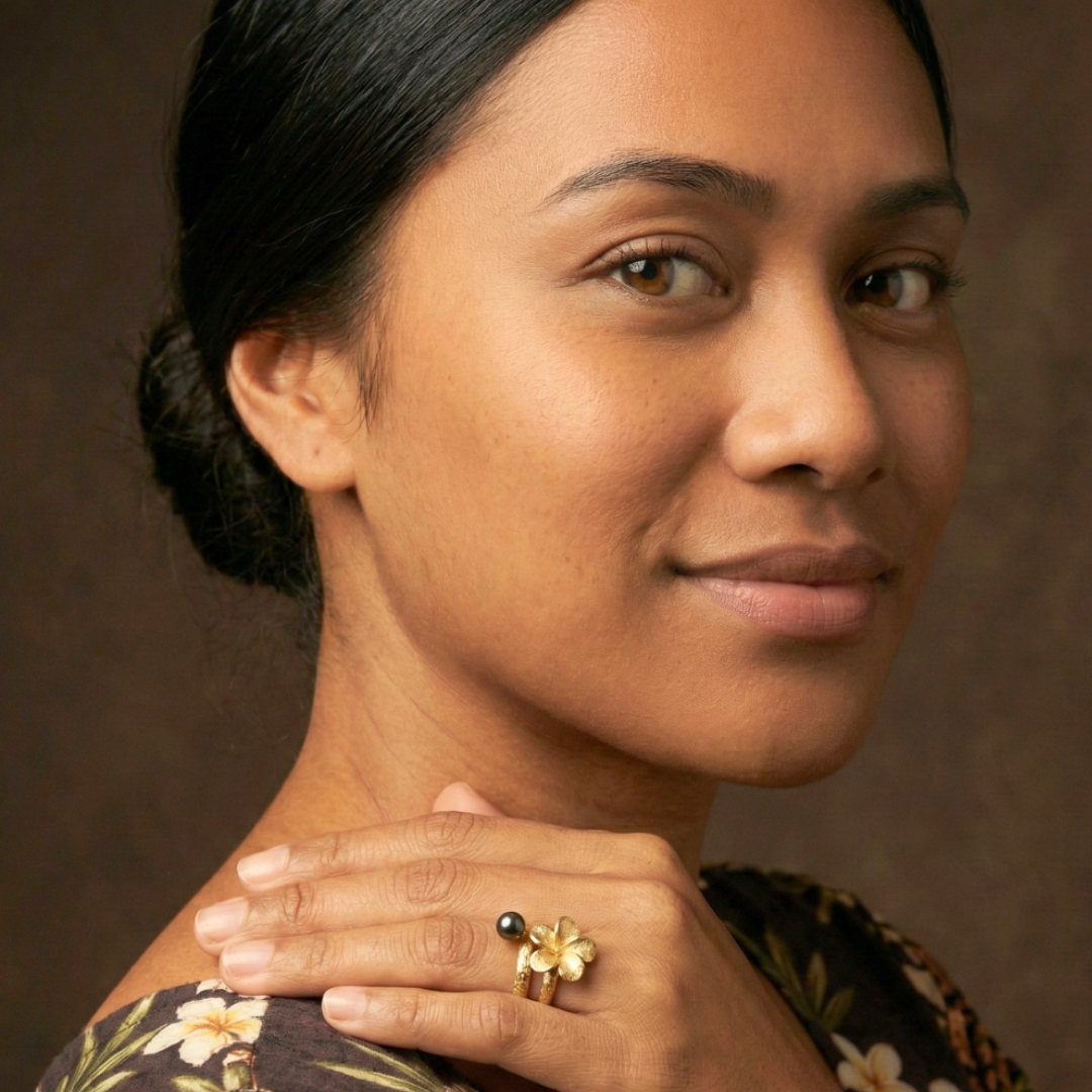 18K Gold Filled Hawaiian Plumeria Ring with Black Pearl