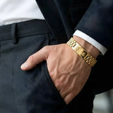 Luxury 18K Gold Stainless Steel Tarnish-Proof Bracelet – 15mm Wide Box Link Band with Engraved Centerpiece for Men (22cm)