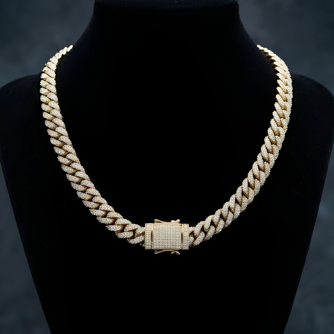 18K Gold Filled Iced-Out Cuban Link Chain Necklace (12mm x 45cm) – Pavé Diamond-Style Luxury Jewelry