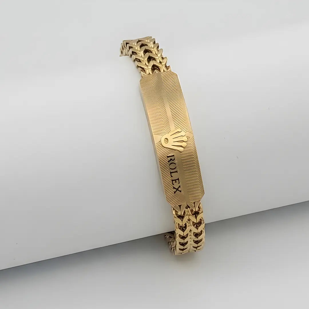 18K Gold Stainless Steel Luxury Bracelet (22cm) – Tarnish-Proof Statement Wristband with Slide Clasp