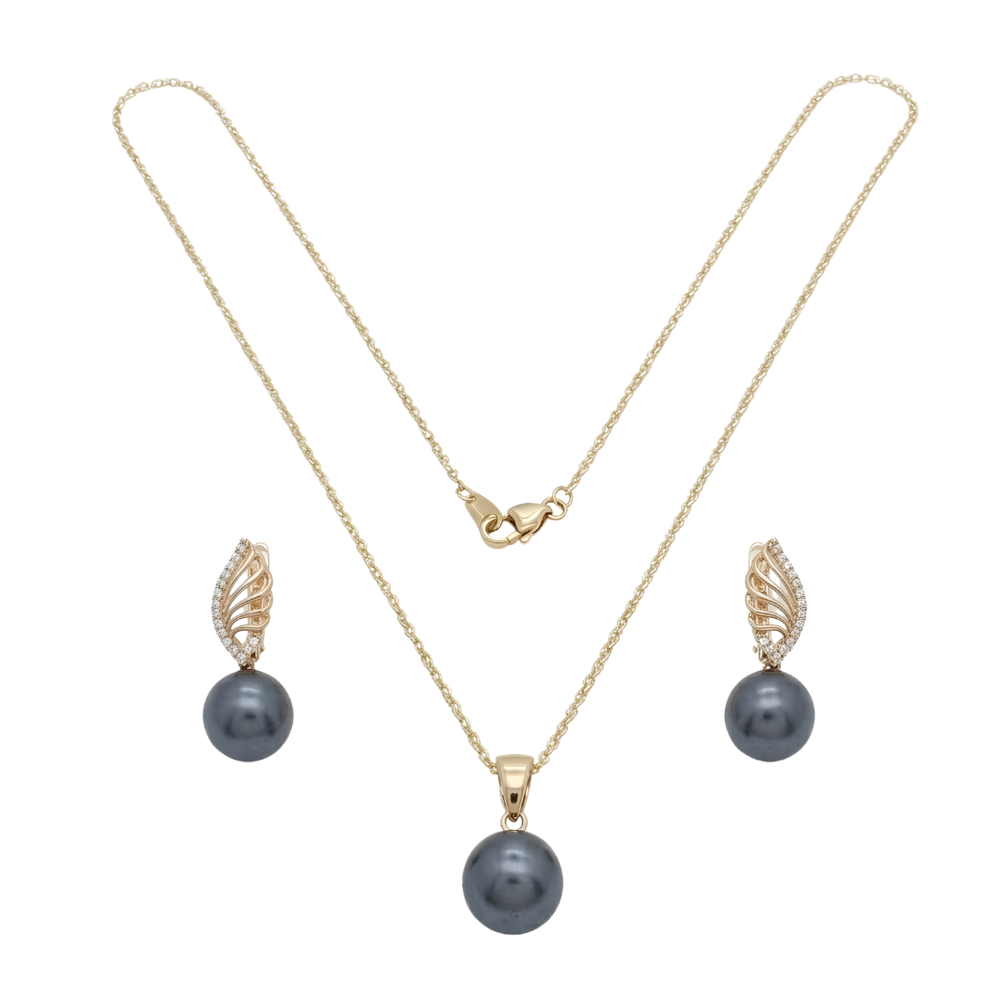 18K Gold Filled Hawaiian Pearl Necklace with Diamond Huggee Earrings