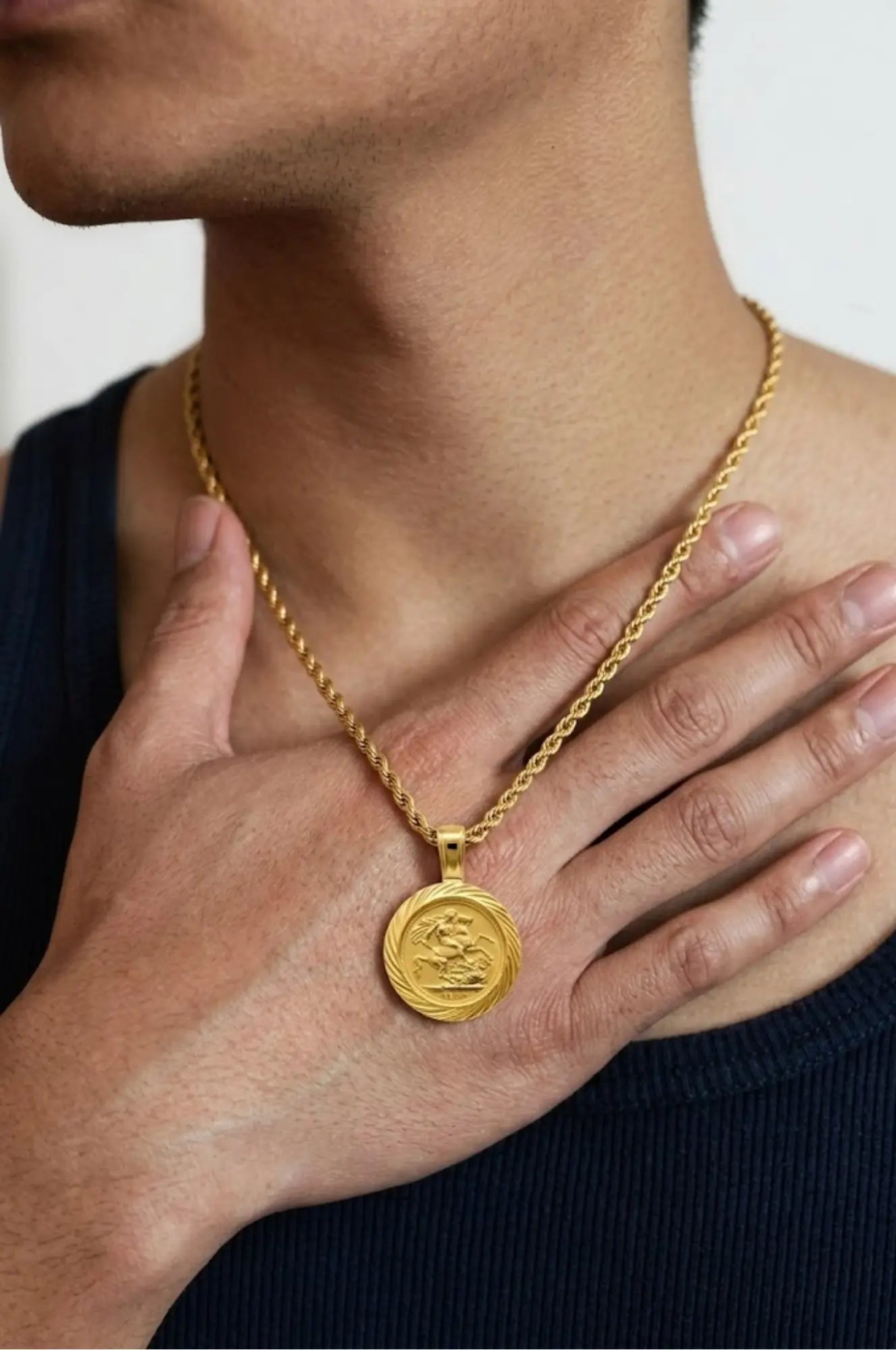18K Gold Filled 1913 Sovereign Coin Pendant Necklace 24mm