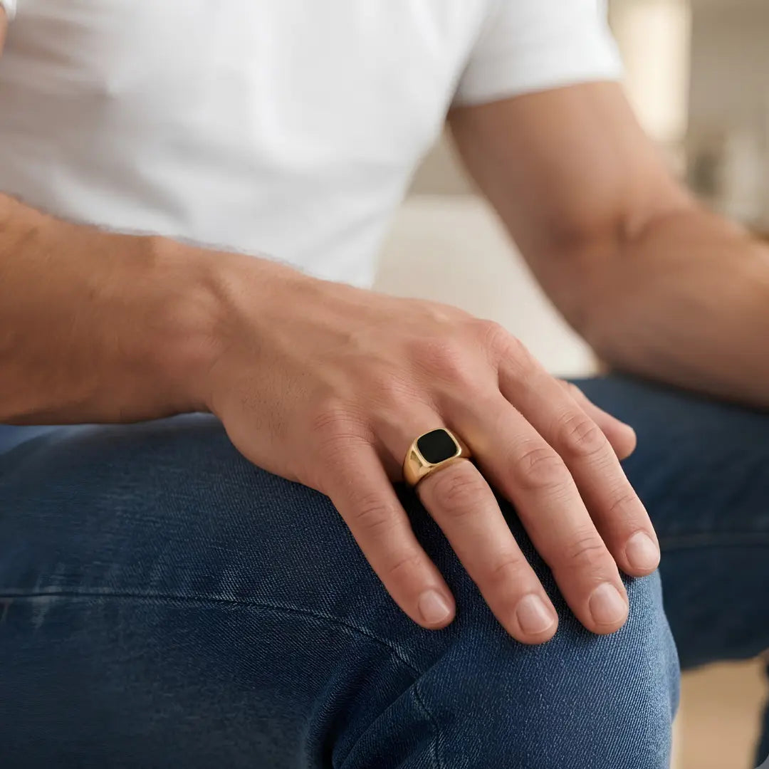 18K Gold Filled Men’s Black Agate Signet Ring (US Size 15) – Tarnish-Proof Luxury Statement Ring
