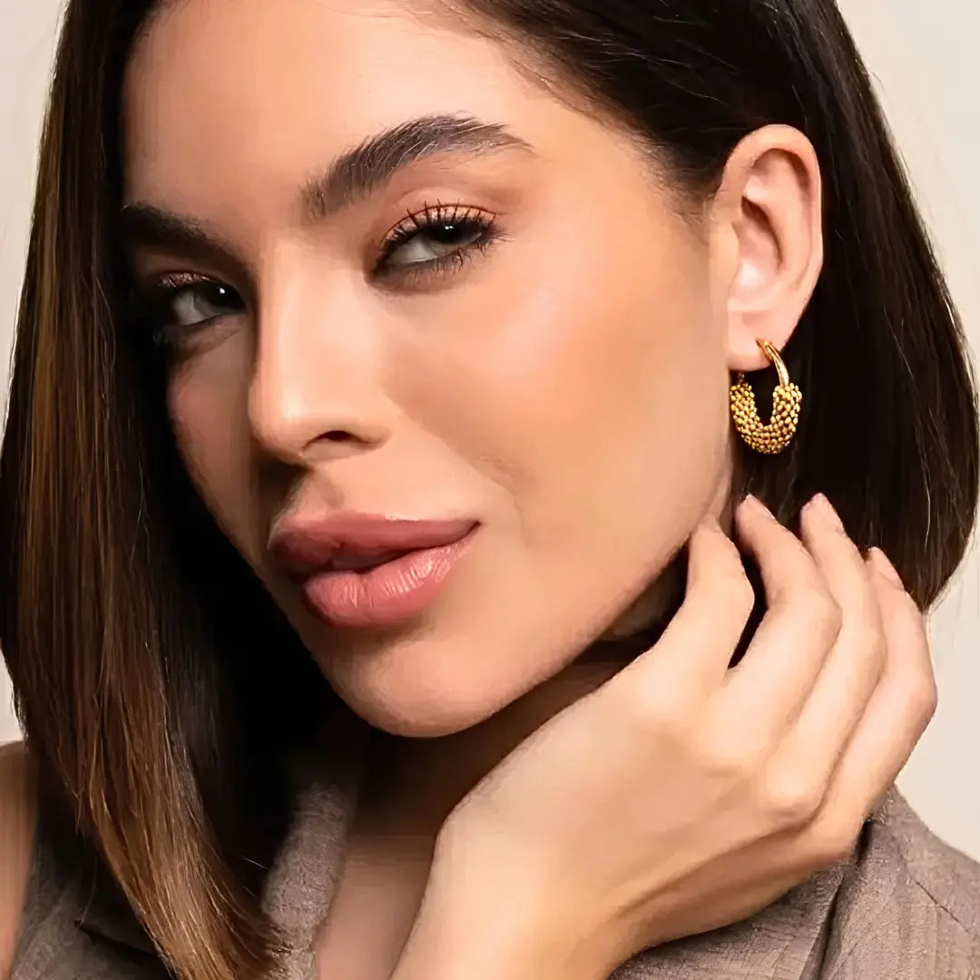 18K Gold Filled Classic Hoop Earrings – 20mm Polished Lightweight Everyday Hoop Earrings for Women