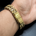 Load image into Gallery viewer, The Luxurious Crown Bracelet
