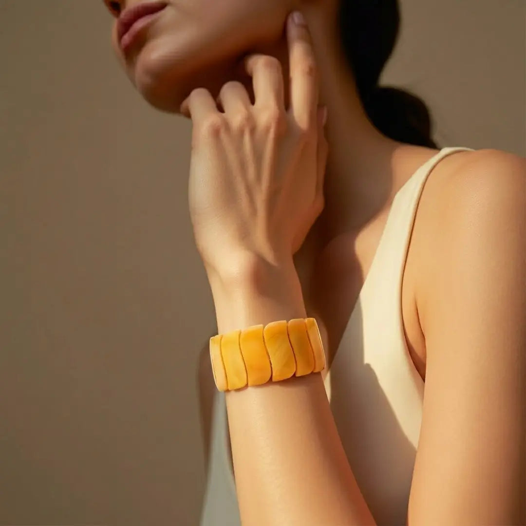 Orange Mother of Pearl Bracelet – Adjustable