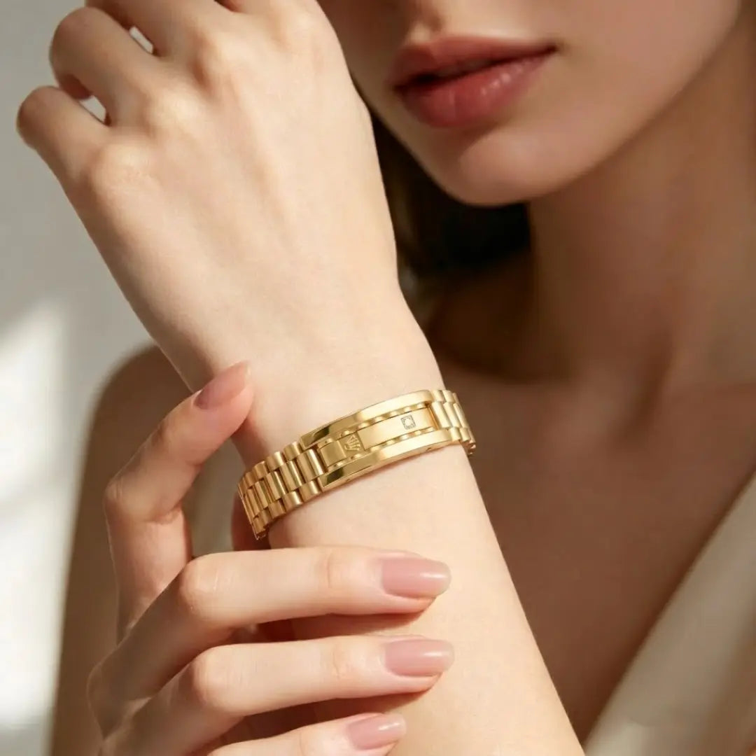 Gold Juxury Stainless Steel Diamond  Bracelet